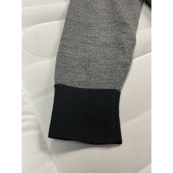 J.McLaughlin Mens Medium Sweater 100% Merino Wool Gray Black Trim Classic V Neck - Picture 3 of 8